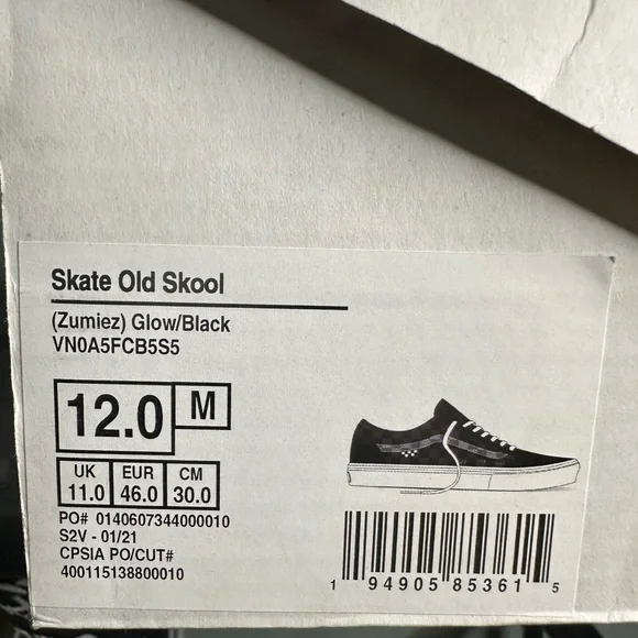 Vans Men's Checkered Sneakers - Black and White - Picture 7 of 8